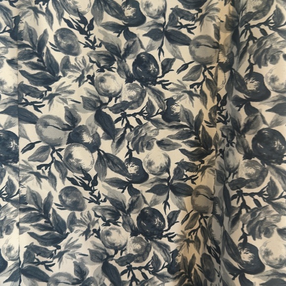 Abercrombie mini dress - women’s size medium - Picture 4 of 4